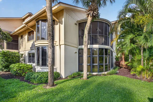 Jonathan's Landing Jupiter FL Unit 204 photo 34