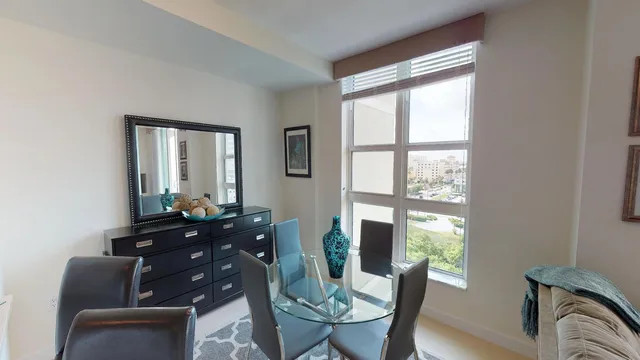 City Palms Unit 835 photo 4
