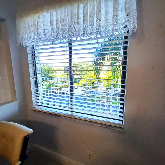 Unit 406 photo 13