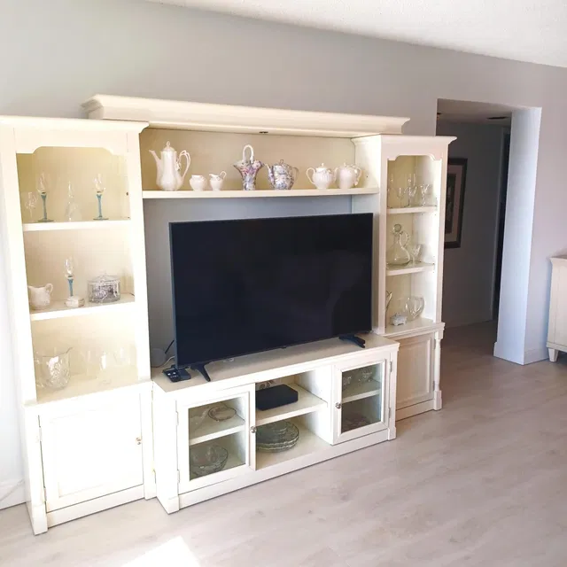 Unit 406 photo 21