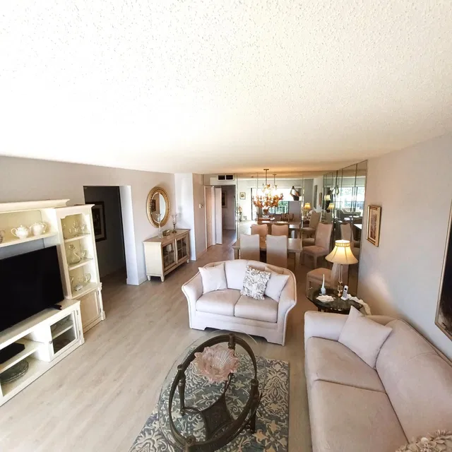 Unit 406 photo 23