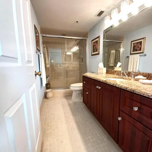 Unit 406 photo 32