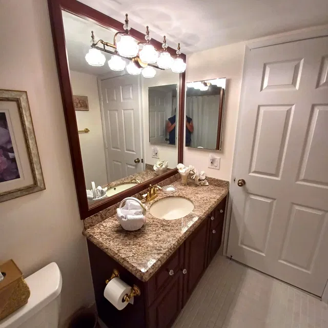 Unit 406 photo 40