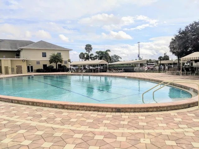 Residence photo 10