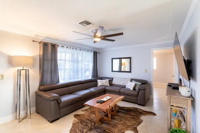 Residence photo 20