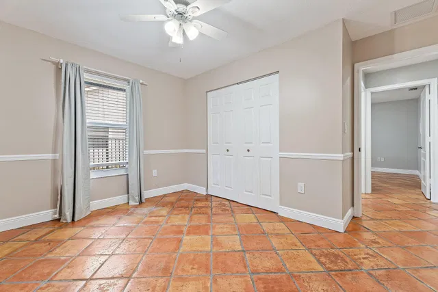 Residence photo 33
