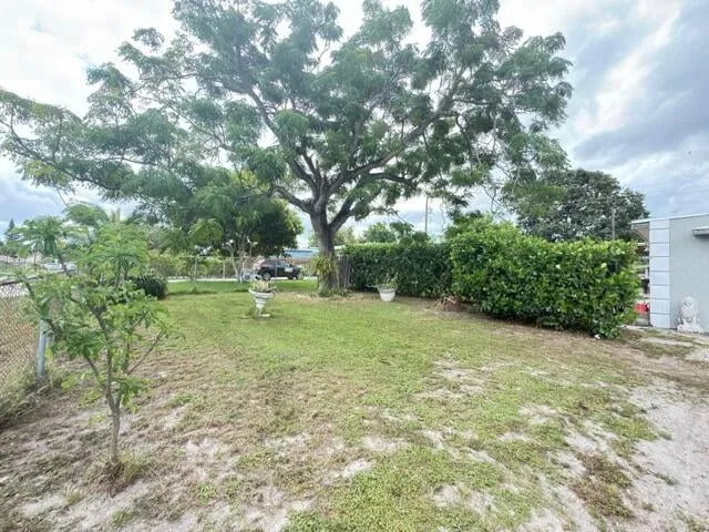Residence photo 11