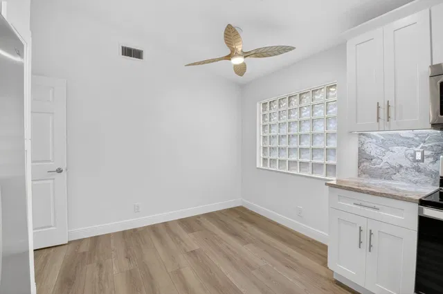 Residence photo 17