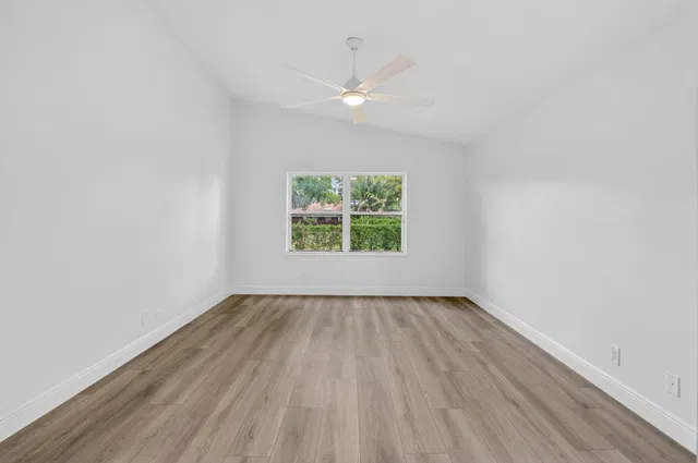  Residence photo 21
