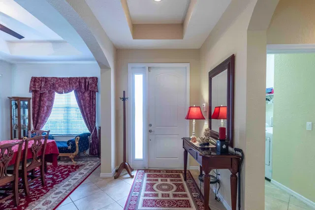 Residence photo 4