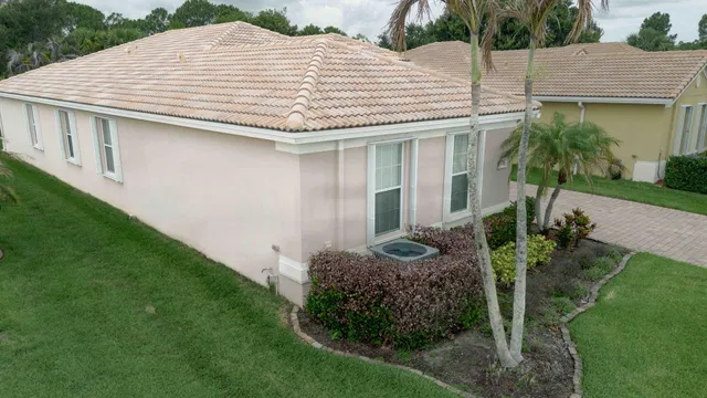 Residence photo 26