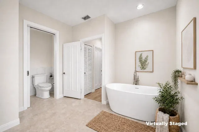 Admirals Cove Residence photo 27