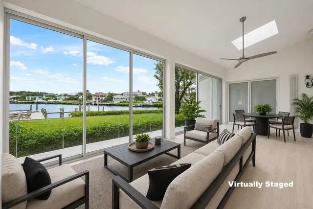 Admirals Cove Residence photo 29