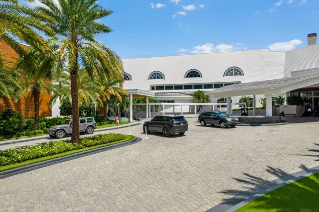 Admirals Cove Residence photo 38