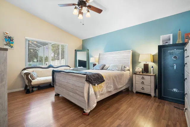 Residence photo 15