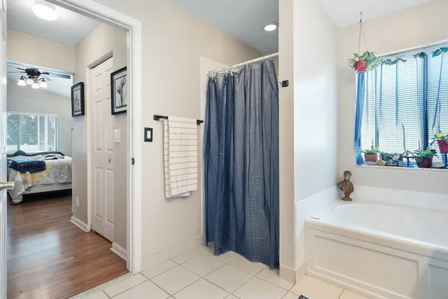  Residence photo 20