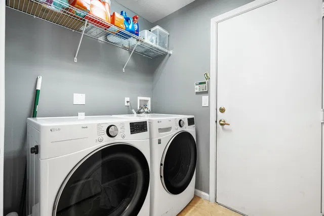  Residence photo 21