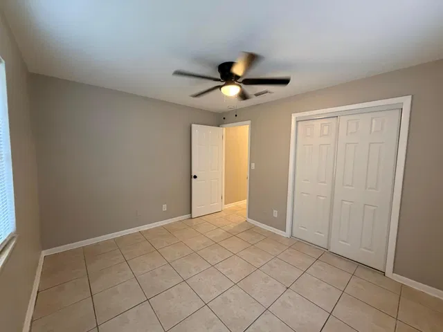 Residence photo 10