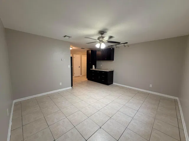 Residence photo 13