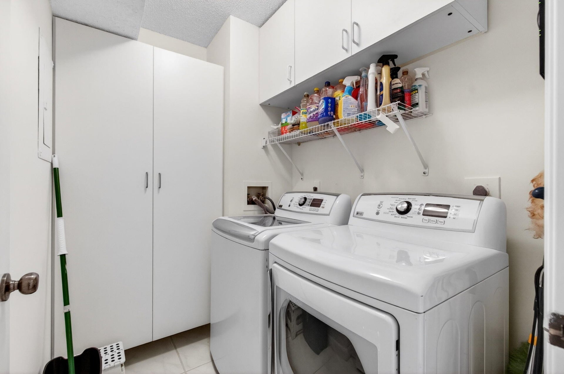 Unit 310 photo 44