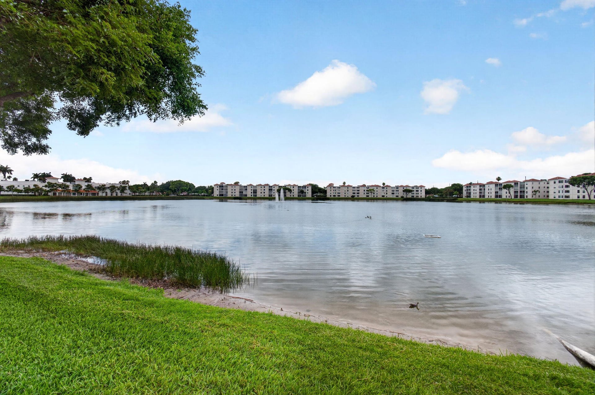 Unit 310 photo 48