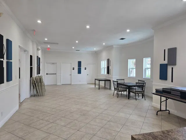 Residence photo 6