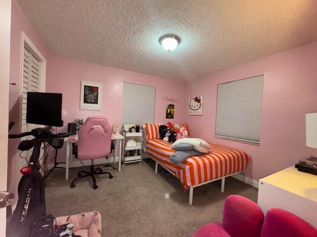 Residence photo 10