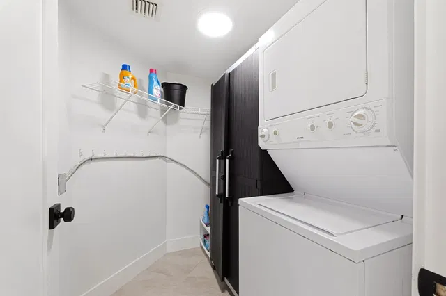 Unit 3103 photo 22