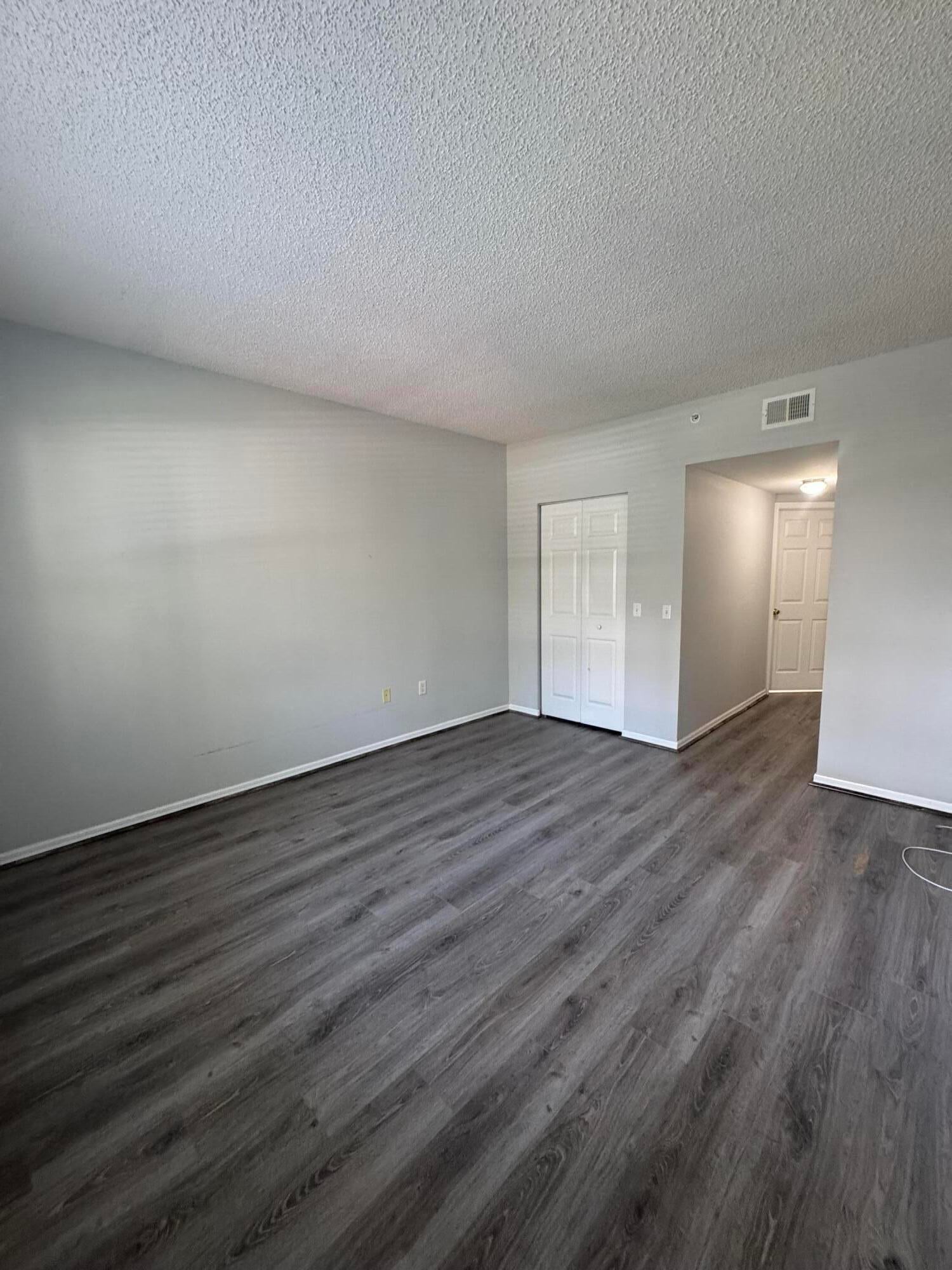 Residence photo 8