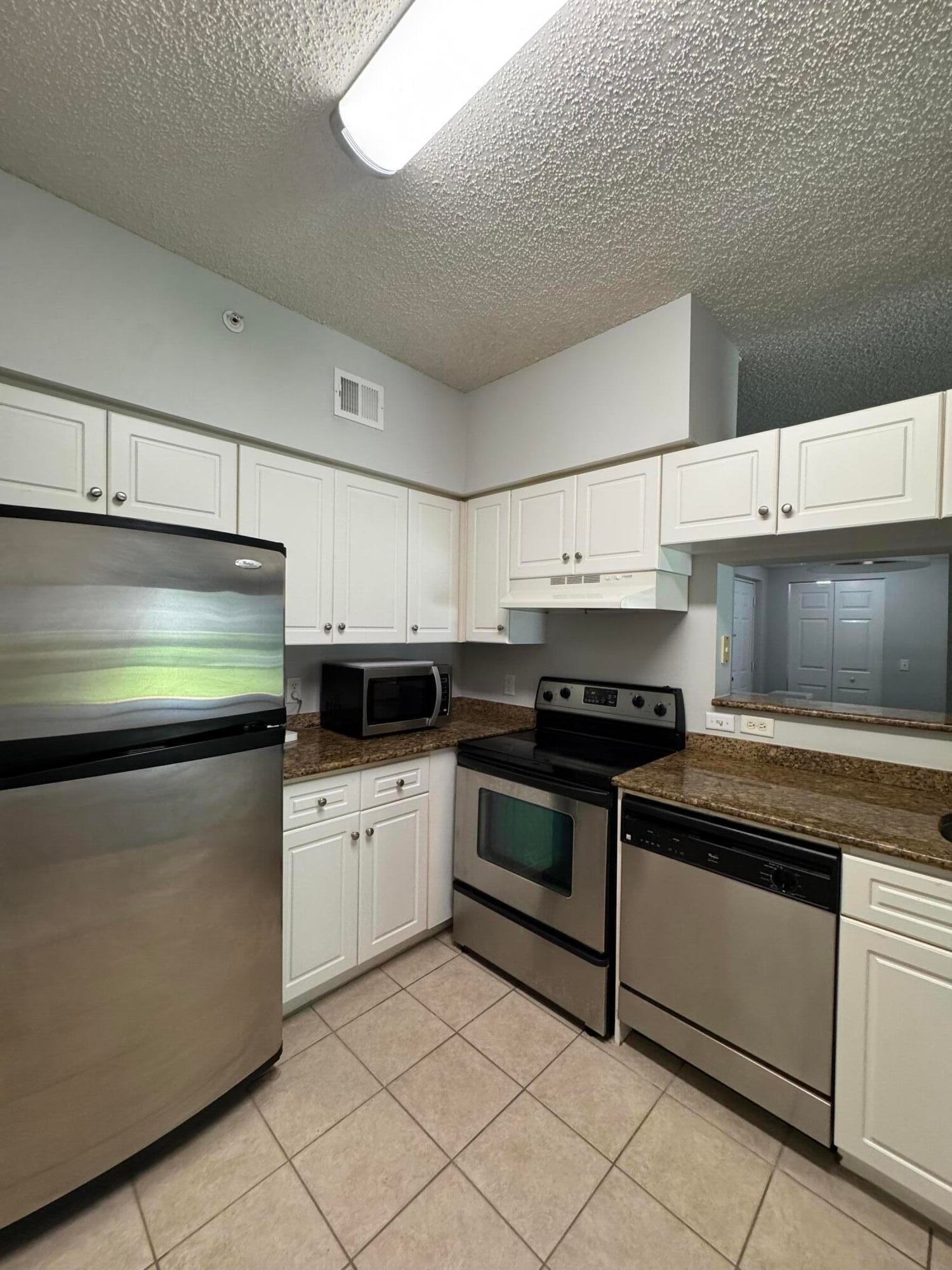 Residence photo 9