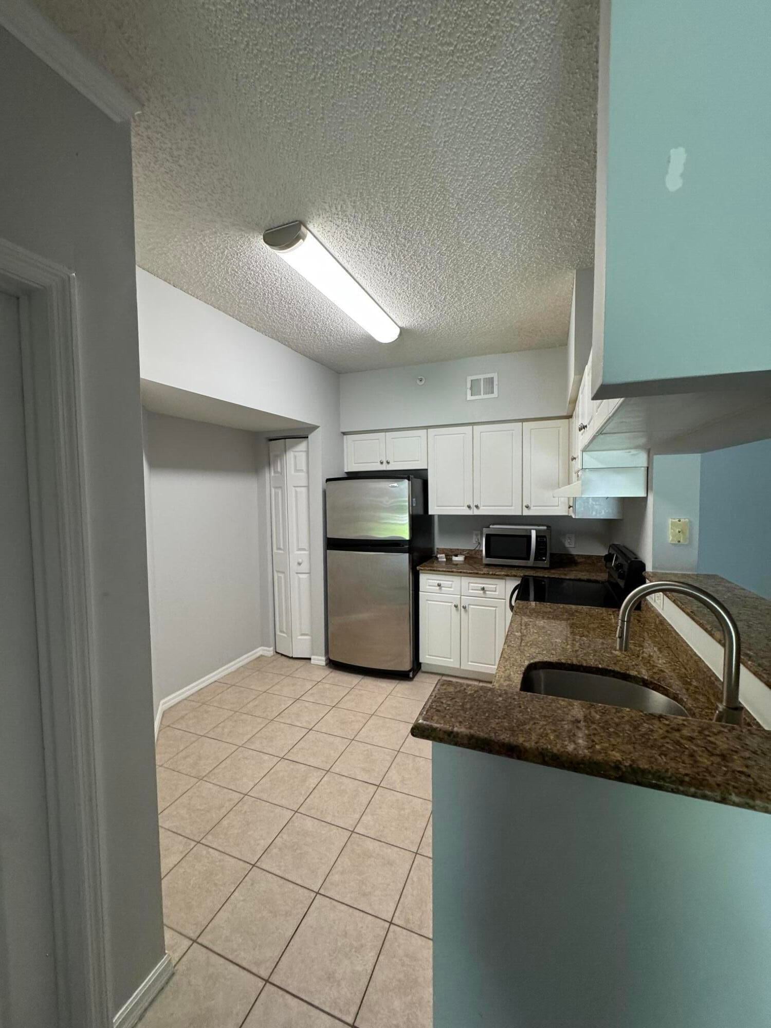 Residence photo 10