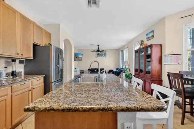 Residence photo 19