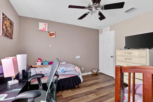 Residence photo 31