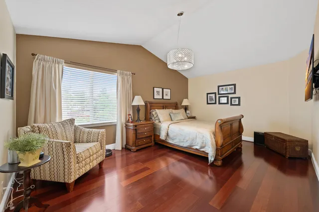 Residence photo 19