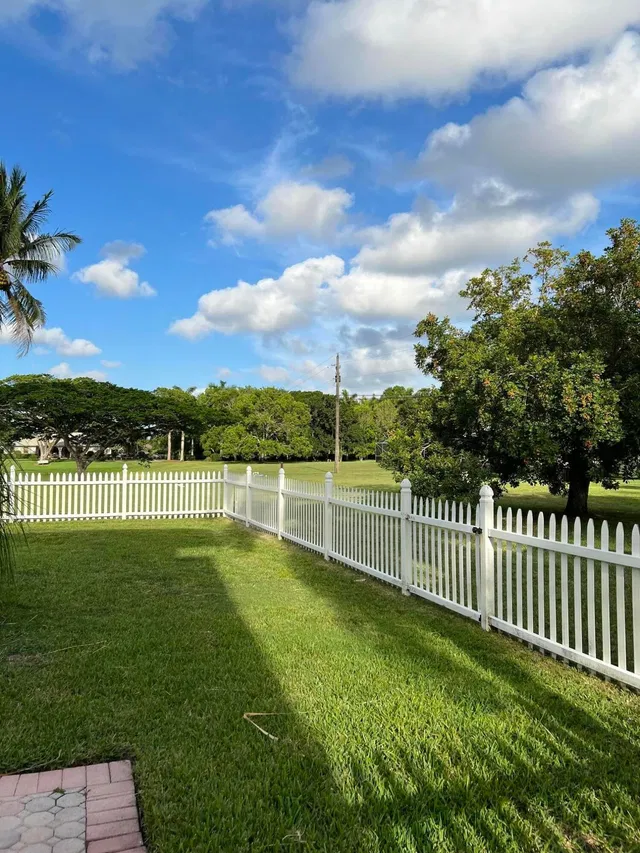  Residence photo 25