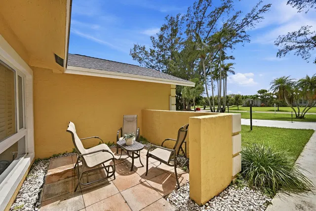  Residence photo 38