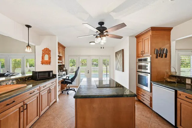  Residence photo 47