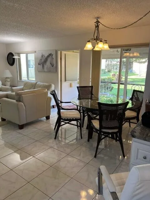 Unit B-1 photo 2