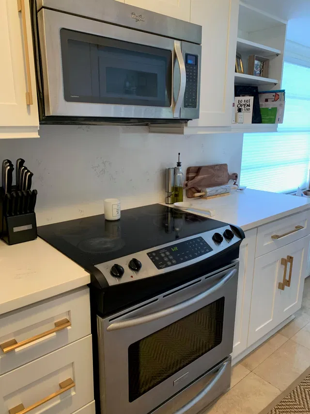 Unit 4070 photo 5