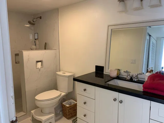Unit 4070 photo 8