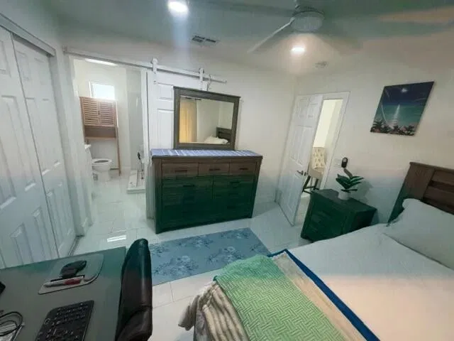 Residence photo 11