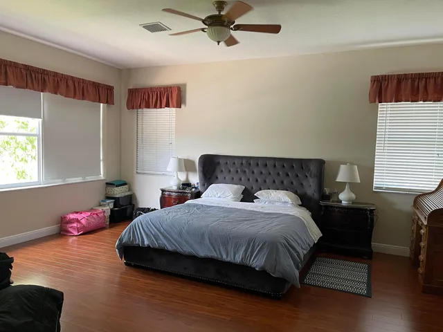 Residence photo 15