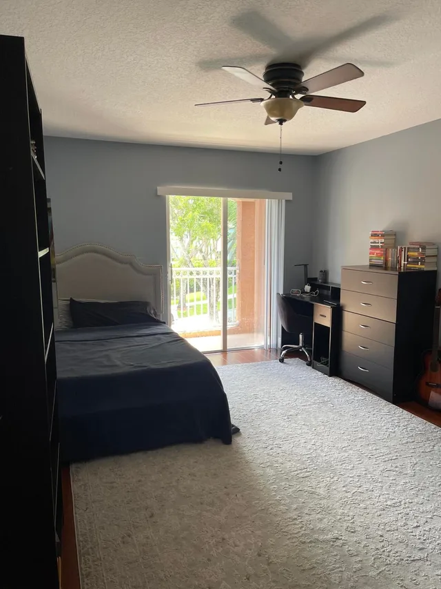 Residence photo 20