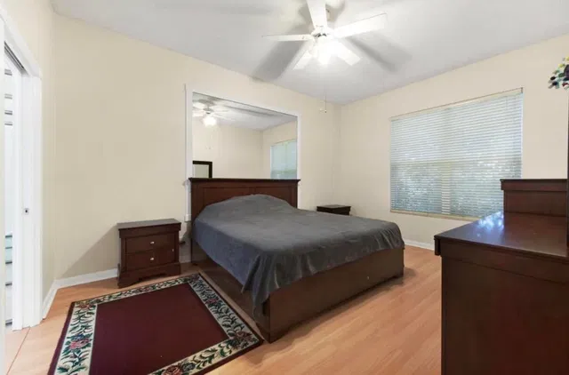 Residence photo 11
