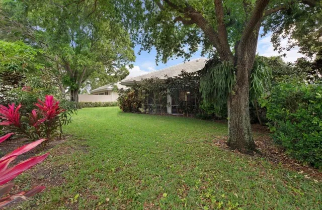  Residence photo 17