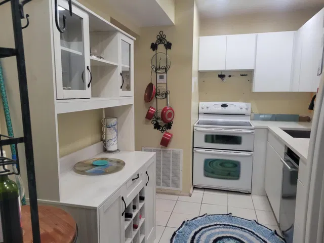 Residence photo 8