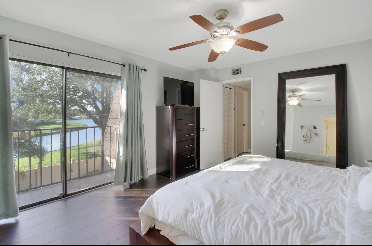 Residence photo 5