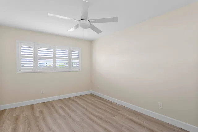 Unit 203 photo 24