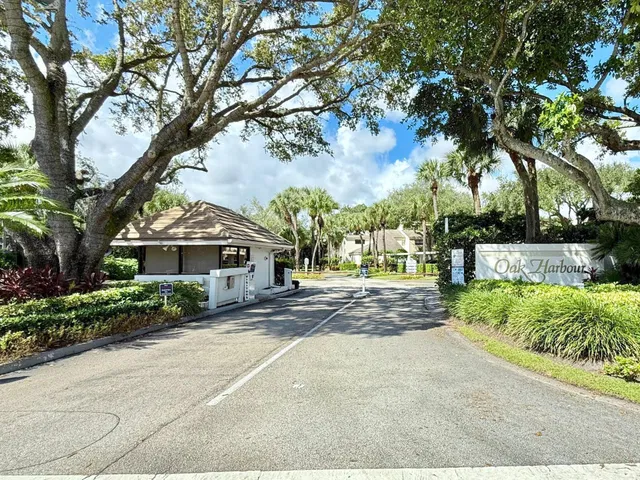 Residence photo 20