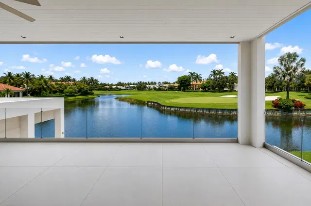 St. Andrews Country Club Residence photo 38